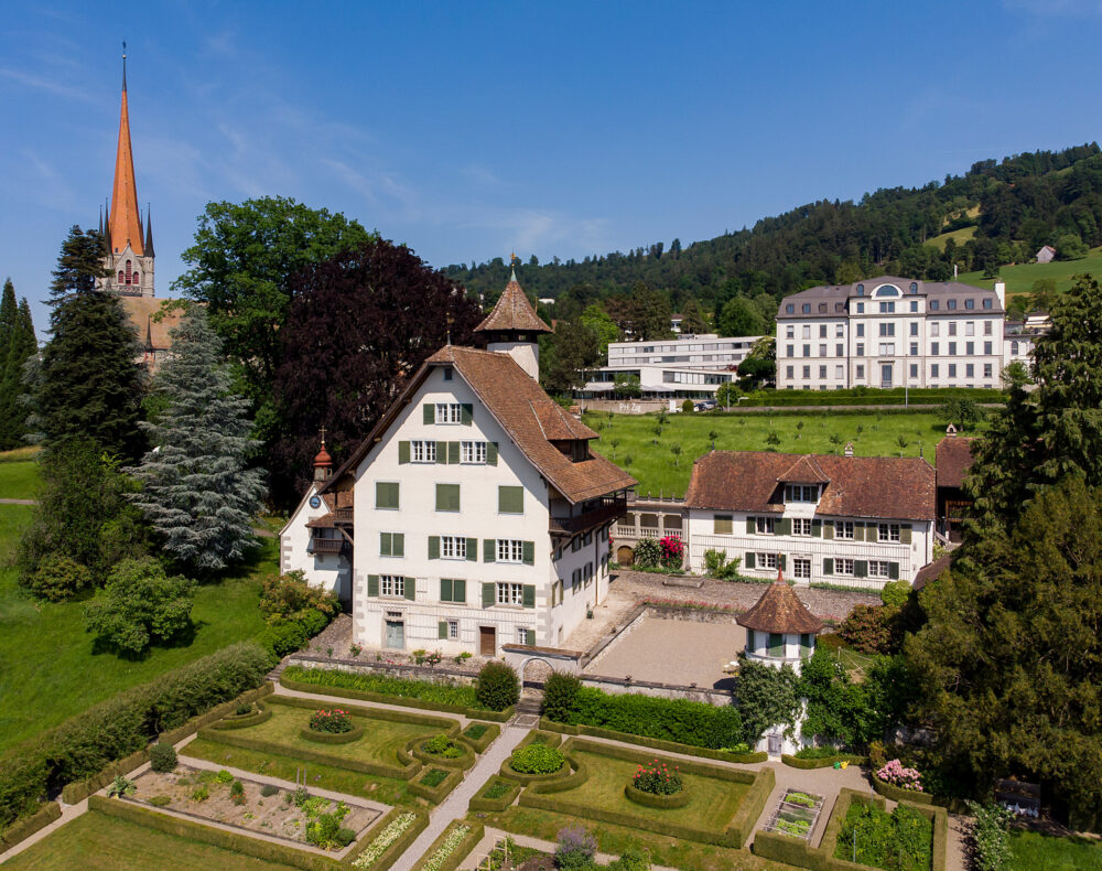 Seit dem 16. Jahrhundert prägt der Zurlaubenhof die Geschichte und das Stadtbild der Stadt Zug